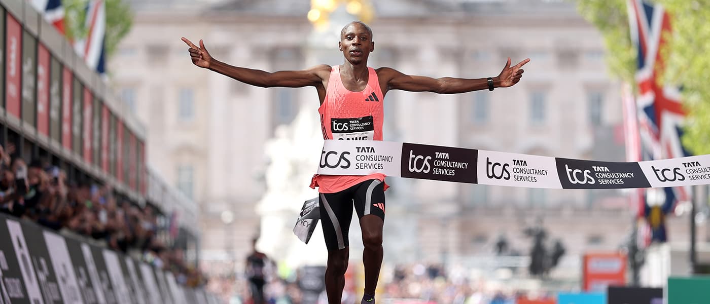 Sabastian Sawe crossing the line at the London Marathon in 1:59:30
